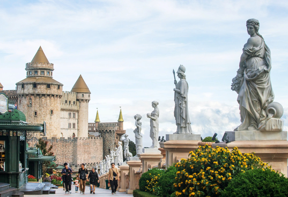 Best time to visit Bana Hills Da Nang
