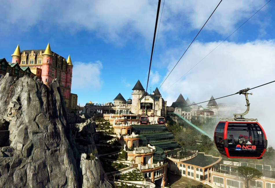 Cable Car in Bana Hills