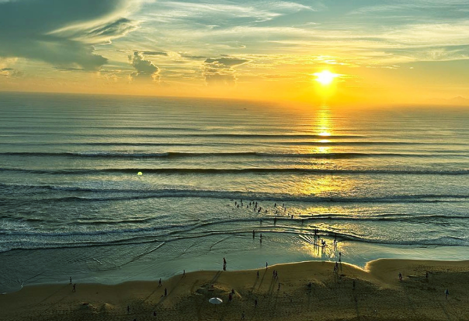 Sunrise in My Khe Beach