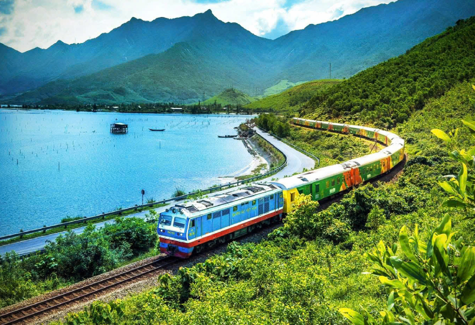 famous train in vietnam