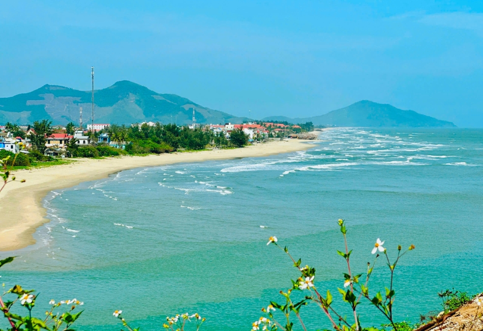 Hai Van Pass and Lang Co Beach