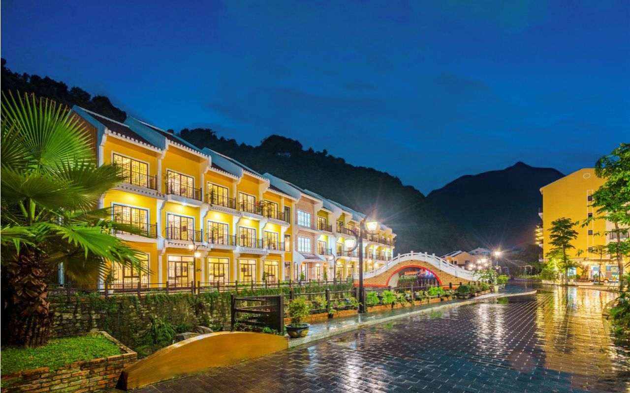 Hotel at Dong Giang Heaven’s Gate