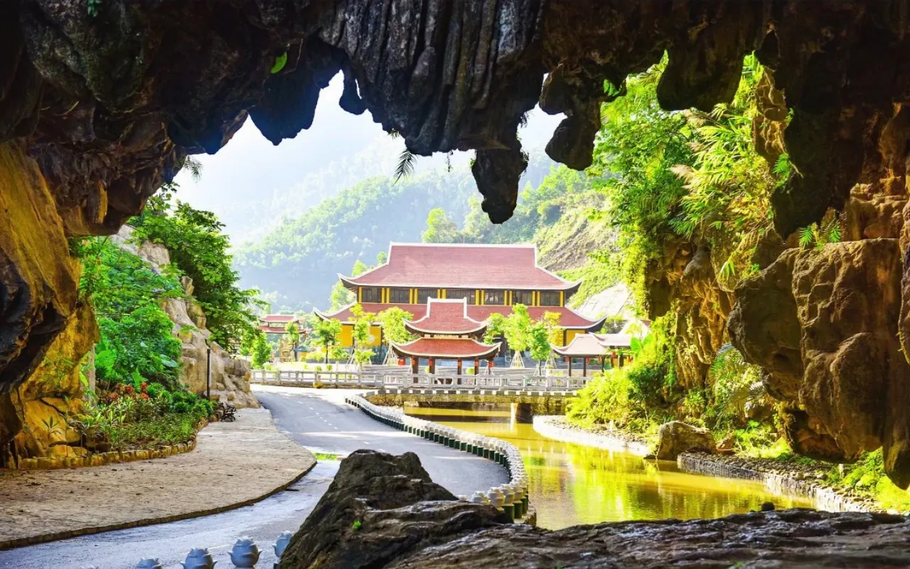 What is Dong Giang Heaven’s Gate